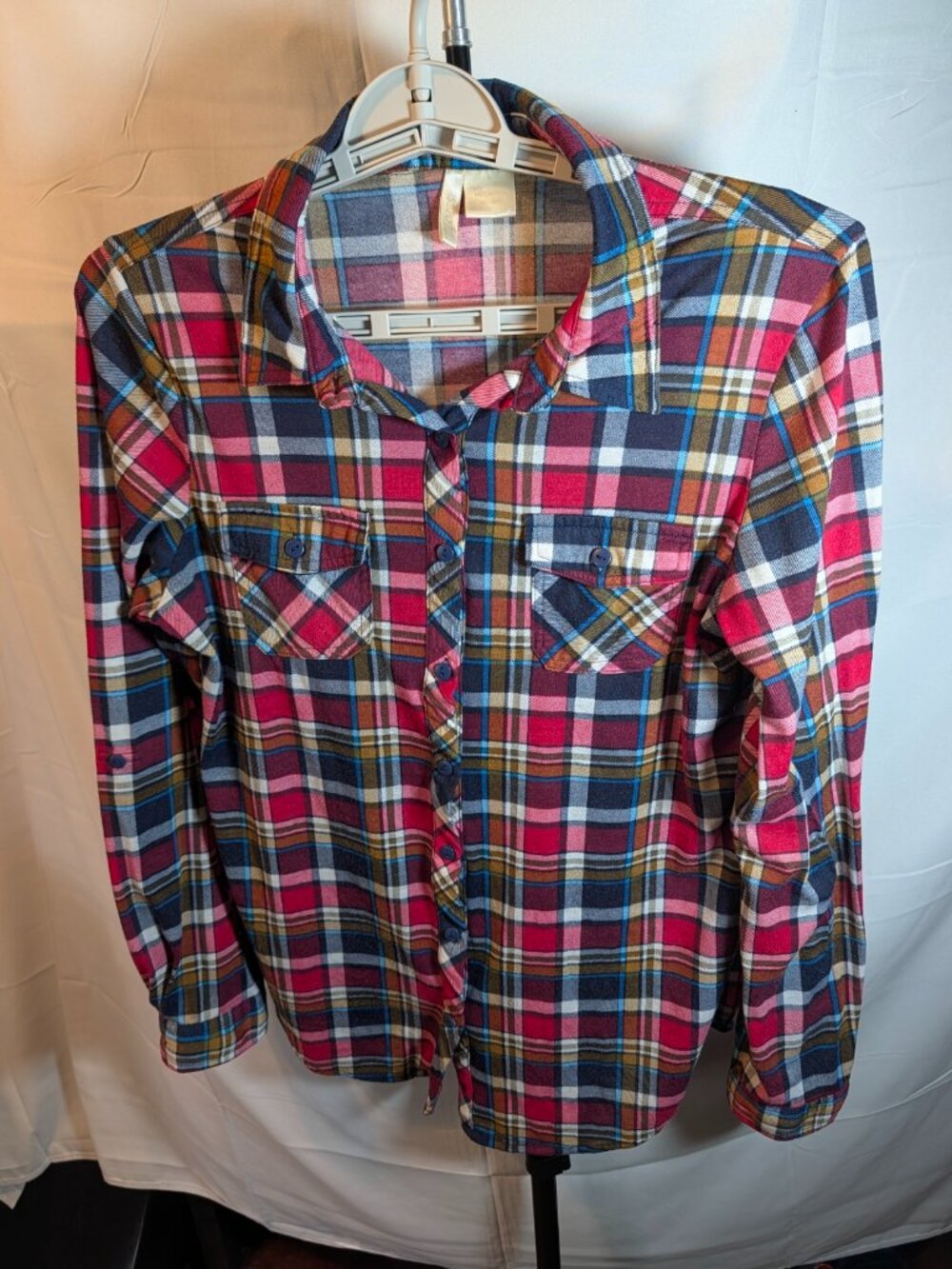 Passport Women's Size L Red Plaid Flannel Roll Tab Long Sleeve Button Up Shirt